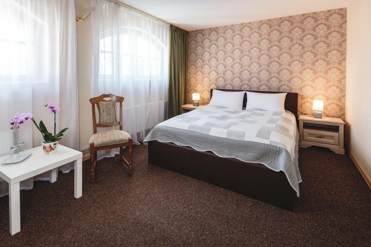 Karle Hotel Vitrupe Luaran gambar